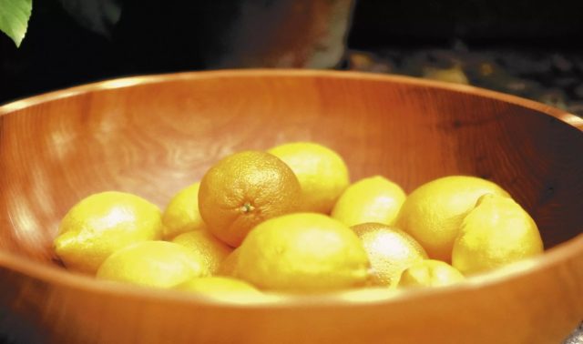 Как заморозить лимоны